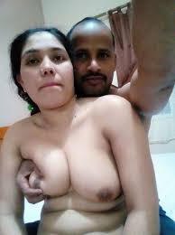 Hot Indian aunty and uncle 🔥🔥🔥🔥🔥🔥 pics - -5181689687289473099_121 Porn  Pic - EPORNER