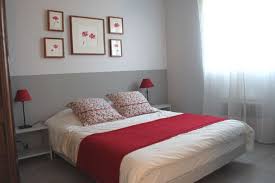 La Chambre D Isabelle Rouge Coquelicot Decoracao De Parede Decoracao Objetos De Decoracao