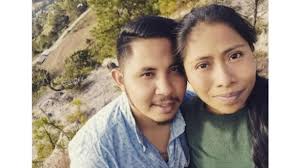 Novio de yalitza aparicio publica fotos privadas en instagram | fotos. Novio De Yalitza Aparicio Comparte Tierna Selfie Con La Actriz De Roma Gluc Mx