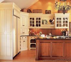 Pin By Nichole Weber On That Would Look Cute In My Future Amazing Home Antique White Kitchen Cabinets Antique White Kitchen Victorian Kitchen Cabinets