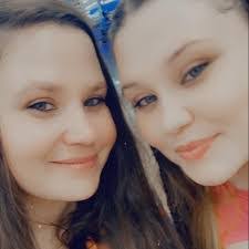 Dena Jordan's Instagram, Twitter & Facebook