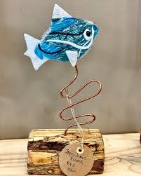 Janice James Eubank creates fused glass mounted