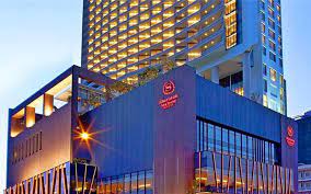 Khách sạn sheraton nha trang có 280 phòng nghỉ, tất cả đều hướng biển được thiết kế tinh tế với nội thất sang trọng, hiện đại.sheraton nha trang tự hào cung cấp các địa điểm trong nhà và ngoài trời hoàn hảo cho một đám cưới trong mơ, là địa điểm lý tưởng với 9 phòng hội nghị và tiệc cưới đa. Lá»™ Diá»‡n Ä'áº¡i Gia Vá»«a Thau Tom 2 Khach Sáº¡n 5 Sao Sheraton Táº¡i Nha Trang Va Ä'a Náºµng
