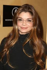 Laura san giacomo was born november 14, 1962 in west orange, new jersey, to maryjo and john san giacomo. Laura San Giacomo Biography Movie Highlights And Photos Allmovie