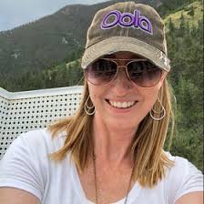 Becky Perry (beckyp28)