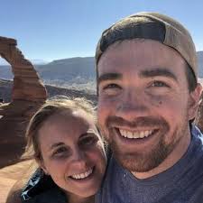 Amanda Field and Andrew Hallowell's Wedding Registry