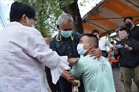 แพท มีชื่อจริงว่า วรยศ บุญทองนุ่ม เป็นที่รู้จักในวงการบันเทิงในฐานะ แพท พาวเวอร์แพท (pat power pat) โด่งดังในฐานะนักร้องนำวง power pat. M3sbzwk1mzuynm