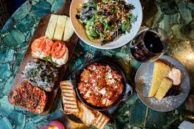 Postino Bryker Woods