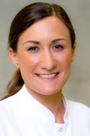 Further training in endoscopy using virtual reality: the Virtual Gastro  Tutor (VIGATU)