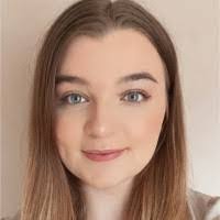 Millie Carr's Instagram, Twitter & Facebook