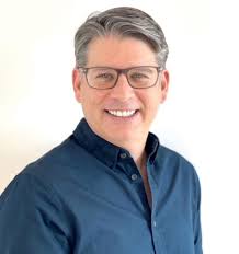 CAKE ANNOUNCES MANAGEMENT CHANGES