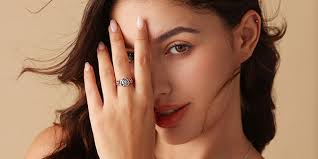 Jeulia Daisy Sterling Silver Women's Band