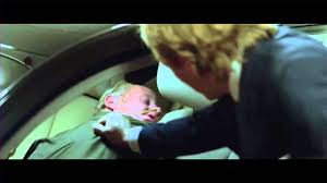 When his beautiful gallery owner wife introduces him to a former mercenary in the possession of an. Teasertrailer Hodejegerne Headhunters Youtube