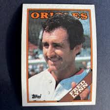 1987 FRED LYNN Baltimore ORIOLES Vintage Topps Baseball Card Number 370 in  Excellent Condition ...... Free U S Shipping