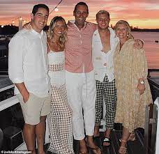 Hillsong church's global senior pastor brian houston apologized and accepted responsibility for failings that triggered multiple scandals at hillsong east coast and presented a raft of sweeping. Sydney Church Clan The A Bell Family S Lavish Lifestyle Daily Mail Online