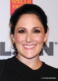 Ricki Lake Wins Outstanding Talk Show Host!