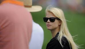 As of 2021, the net worth of elin nordegren is estimated to be over $110 million. Elin Nordegren Net Worth 2021 Age Height Weight Husband Kids Biography Wiki The Wealth Record