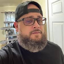 My question is... how come everytime someone is against Hunter winning the  heisman y'all call it hate? Jeanty dragged his sorry ass QB and Secondary  to the playoffs Jeanty almost single handedly