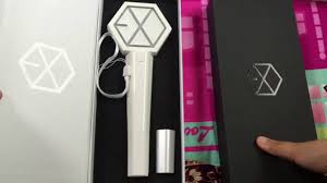Unboxing Exo Lightstick Ver 2 0 Vs Ver 1 0 Youtube
