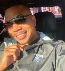 Shout out to Hampton University and the La Cons for having me headline the  comedy show hosted by @qualitycomedyking ! And for having me speak to the  students