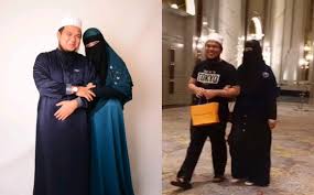Sayang dan jaga isteri dengan baik, jaga solat. Saat Menunggu Mereka Shopping Itu Indah Ustaz Ebit Lew Minta Suami Tak Marah Isteri Beli Baju Raya Gempak