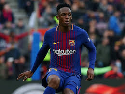 Yerry mina has sealed his move to barcelona, who have triggered their £8million option to buy. Everton Table Bid For Barcelona Defender Yerry Mina Sports Mole