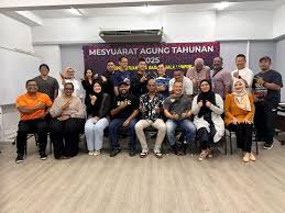 AGM KLBBF Amiza MohammedRedzwanie RedzmannIwan Setiawan D'popeye GymAnne Al  BajraiNuurul ShaqillaRutba Amyshya MirKelab Bina Badan EnrichFirdaus Kuhan  NadarajahFaris HalimAmirul MustaqiimKennady DanielMohd Halim Ho Harizon  RamliBoon Hooi Tan