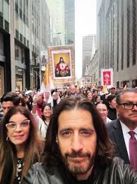 Eucharistic procession…NYC. Epic afternoon. God was present. Glory to Him.  #Jesus #EucharisticLord #Believe