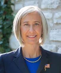 Katherine Pinner to stay in St. Louis County executive race. 'I need to  uphold my commitment.'