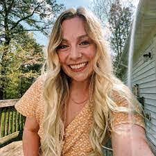 Abbey Werner's Instagram, Twitter & Facebook