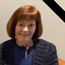 Laura Tracy Baisden, 50, was born November 22, 1967 at Park Ridge,  Illinois. She departed this life