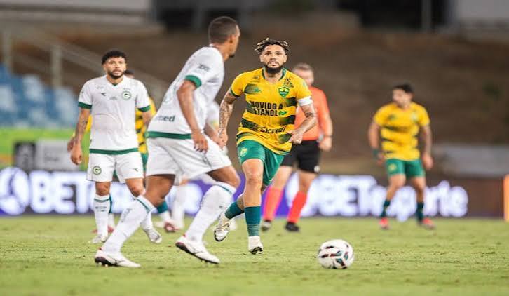 Cuiab&aacute; sai atr&aacute;s, cresce ap&oacute;s o intervalo e busca empate em confronto direto com o Goi&aacute;s &raquo; Esportes & Not&iacute;cias