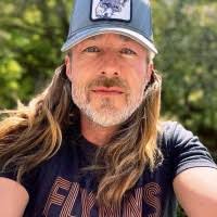 100+ "Dave Delong" profiles