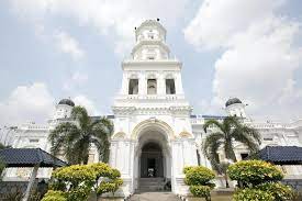 Love the room which exhibited the keris and tombak, the traditional malay weapons. The Best Sultan Abu Bakar State Mosque Tours Tickets 2021 Singapore Viator