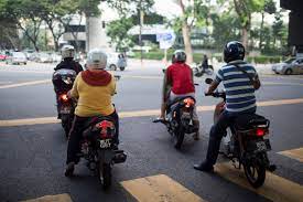 Can You Legally Run Long Red Lights On A Motorcycle Motorbiscuit Usanewswall