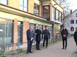 Dabei spielt es keine rolle, ob sie eine neue küche, eine moderne heizungsanlage, fenster oder eine andere große investition im blick haben. Obertshausener Mediziner Gibt Anstoss Fur Neubau In Nachbarschaft Zum S Bahnhof Obertshausen