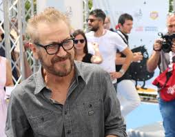 Io sono tempesta (2018) fragman. Marco Giallini O E Meglio Dire Rocco Schiavone