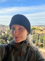 Hello from Sweden 🇸🇪👋 I'm looking forward to visit Prague for a few days  in March and April. It's my first time. Are there any good cat cafes  around? Any good places