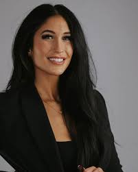 Crissy Coonrod's Instagram, Twitter & Facebook