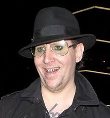 Son of anarchy was a gritty crime drama that began in 2008 and follows the exploits of outlaw biker club samcro. 10 Marilyn Manson Makeup Free Photos We Almost Forgot About