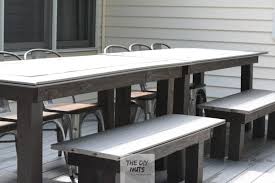 Diy Outdoor Table What To Do With Leftover Composite Decking Diy Outdoor Table Outdoor Tables Diy Outdoor Furniture