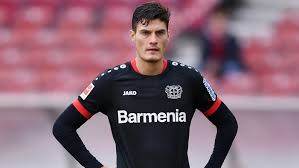 Schick focuses on providing a truly liberating shave, one that is no longer a chore, but a more pleasurable, effortless skincare experience for men. Schick Ruckkehr Erst Gegen Gladbach Kicker