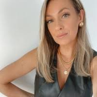 20+ "Danielle Ambrosio" profiles