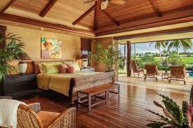 Distinctive Hawaii Style Living Eco Beach Chic Homes Hawaii Real Estate Market Trends Hawaii Life In 2020 Hawaiian Home Decor Hawaiian Homes Hawaiian Bedroom