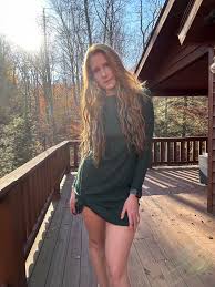 Emerson Bloom on X: Still eat me even with a bush? 🤭 milf mature  mommylonglegs bush bushlovers bushqueen pussy hairy hairypussy  adultphotography MOMMY kink redhead nsfw oldschool onlyfans fansly  beauty natural t.co ...