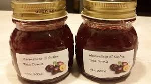 Tagliatele in pezzi, privandole del nocciolo e del picciolo. Marmellata Di Susine Con Un Segreto Di Mia Suocera Youtube