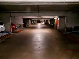 On the first floor, that has 1,267 sq ft, there are three spacious bedrooms, along with two full bathrooms, as well as an open great room that. Duplex Garage Zu Vermieten In Unterschleissheim In Kr Munchen Unterschleissheim Ebay Kleinanzeigen