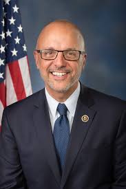 90.000 stichwörter und wendungen sowie 120.000 übersetzungen. Ted Deutch Wikipedia