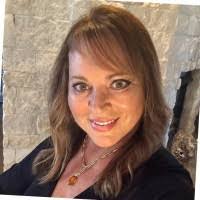 Lisa Passi's Instagram, Twitter & Facebook