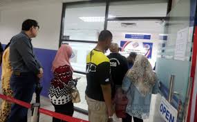 Check spelling or type a new query. à¦Ÿ à¦‡à¦Ÿ à¦° Berita Harian Orang Ramai Mengambil Kesempatan Cuti Hujung Minggu Bagi Melakukan Urusan Rasmi Di Jpn Di Utc Johor Di Galleria Kotaraya Johor Bahru Selepas Kementerian Kewangan Mengumumkan Waktu Operasi Utc Di Dalam